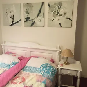 wims-bed-breakfast-schiphol-hoofddorp.zandvoort-hotels.com/